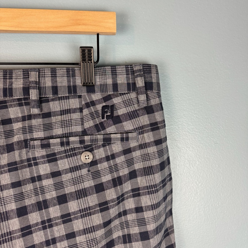 FootJoy Mens 36 Gray Plaid Performance Stretch 9.5" Golf Shorts Preppy Summer